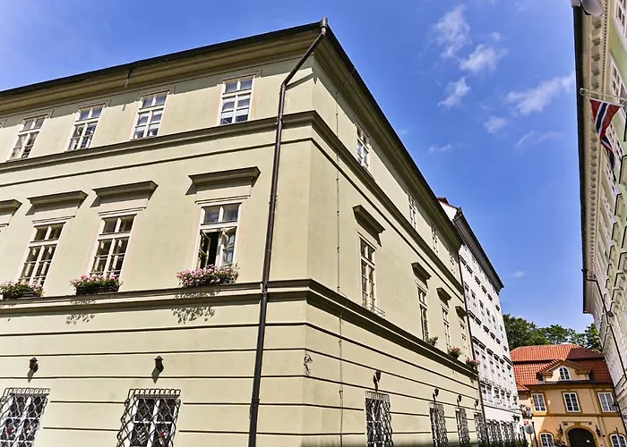 Apartment Nebovidy I - Free Parking - Terrace - Air Conditioning