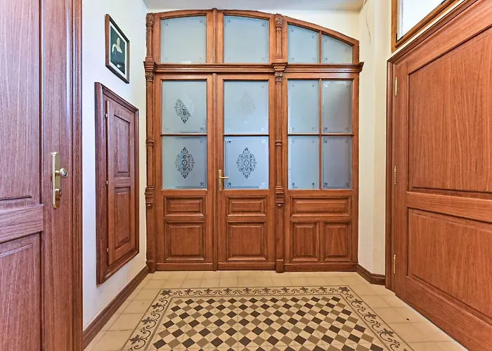 Apartment Nebovidy I - Free Parking - Terrace - Air Conditioning