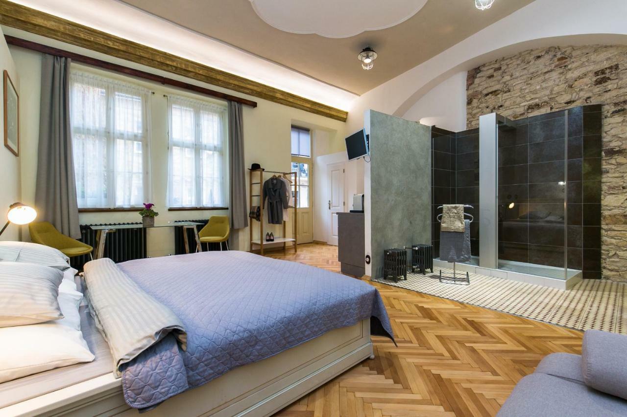 Nebovidy I - Historic Centre - Terrace - Air Conditioning Апартаменты